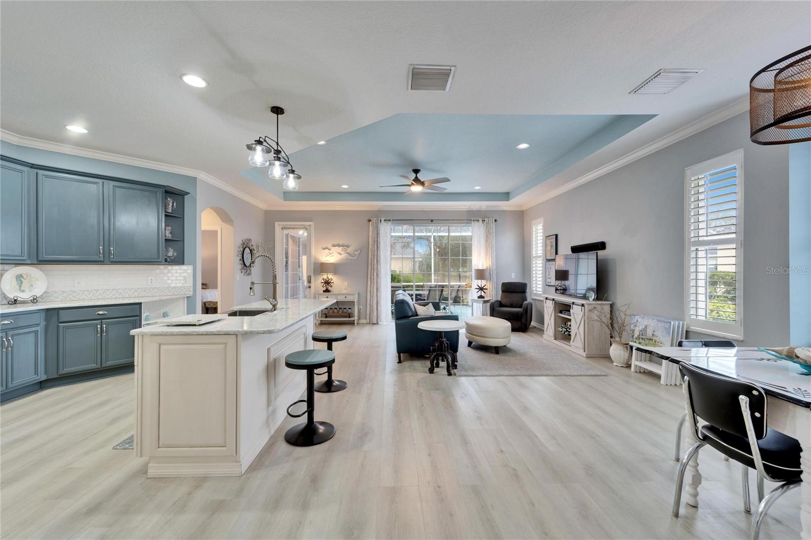 302 LATITUDE PL, APOLLO BEACH, FL, 33572