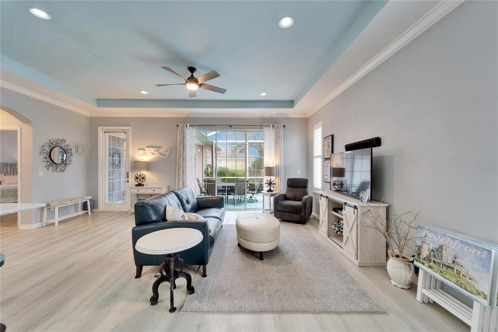 302 LATITUDE PL, APOLLO BEACH, FL, 33572