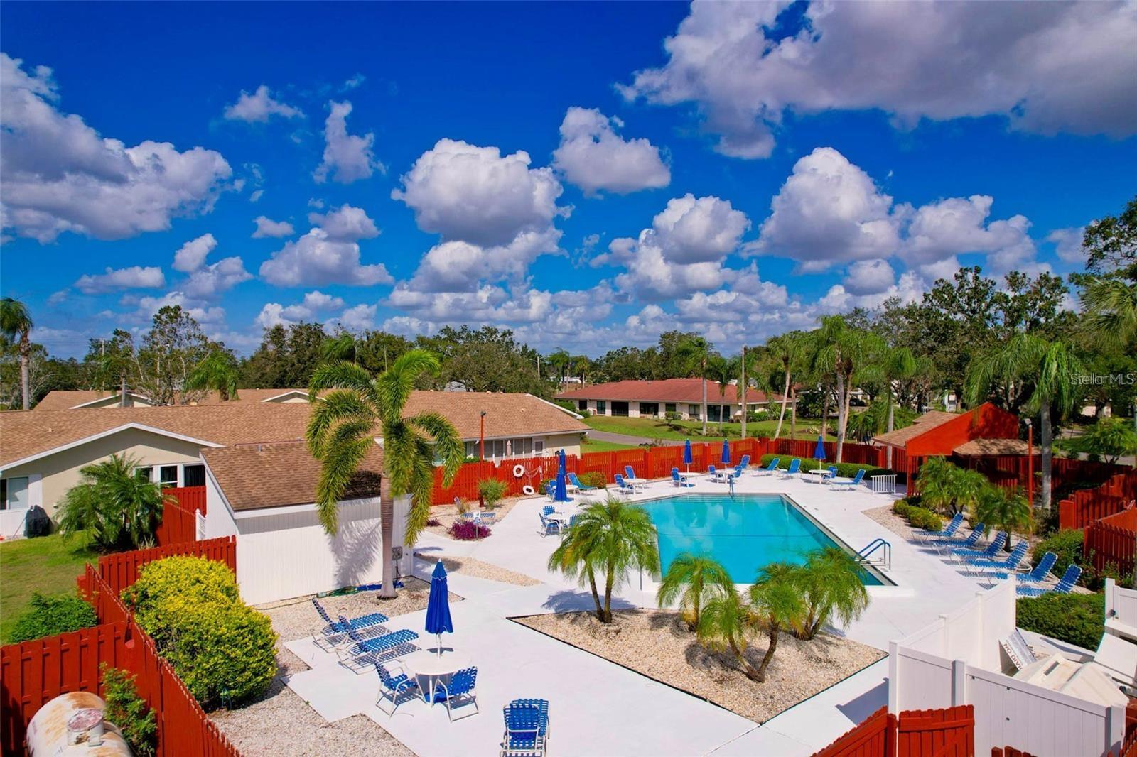 2124 SIFIELD GREENS WAY #11, SUN CITY CENTER, FL, 33573