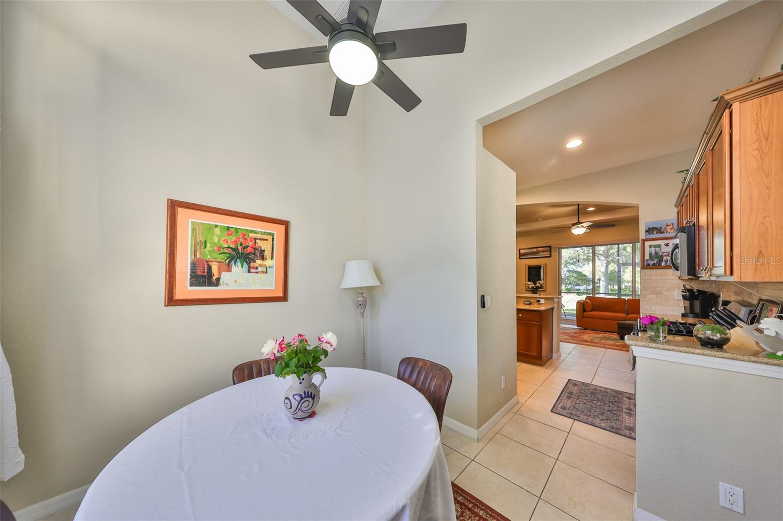 2124 SIFIELD GREENS WAY #11, SUN CITY CENTER, FL, 33573
