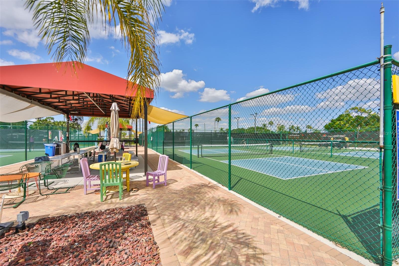 2124 SIFIELD GREENS WAY #11, SUN CITY CENTER, FL, 33573