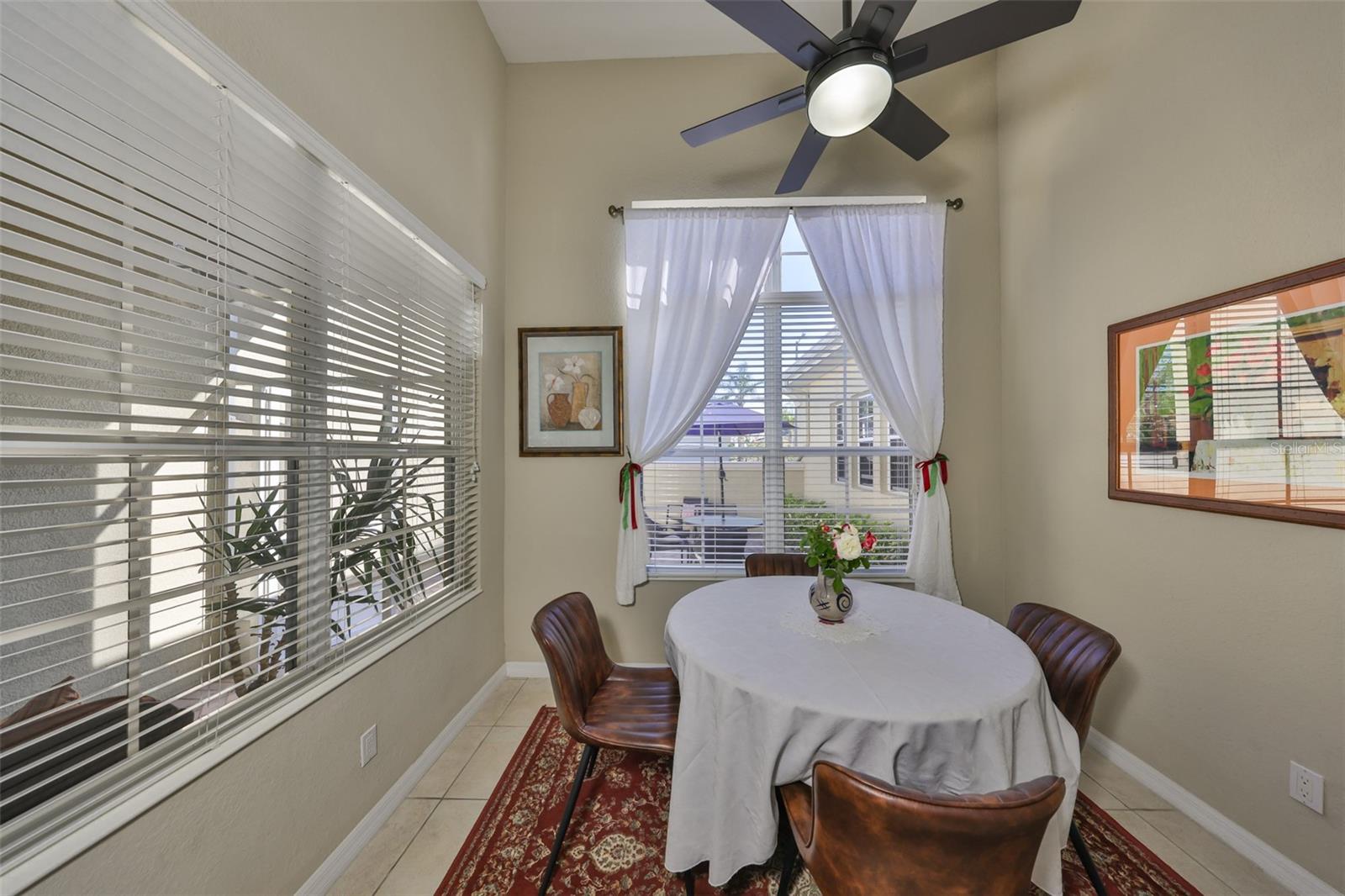 2124 SIFIELD GREENS WAY #11, SUN CITY CENTER, FL, 33573