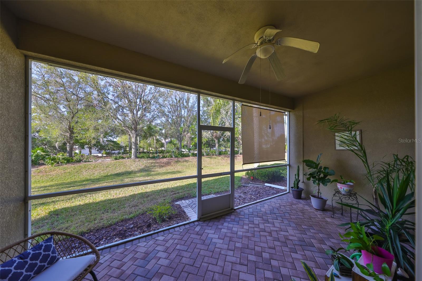 2124 SIFIELD GREENS WAY #11, SUN CITY CENTER, FL, 33573