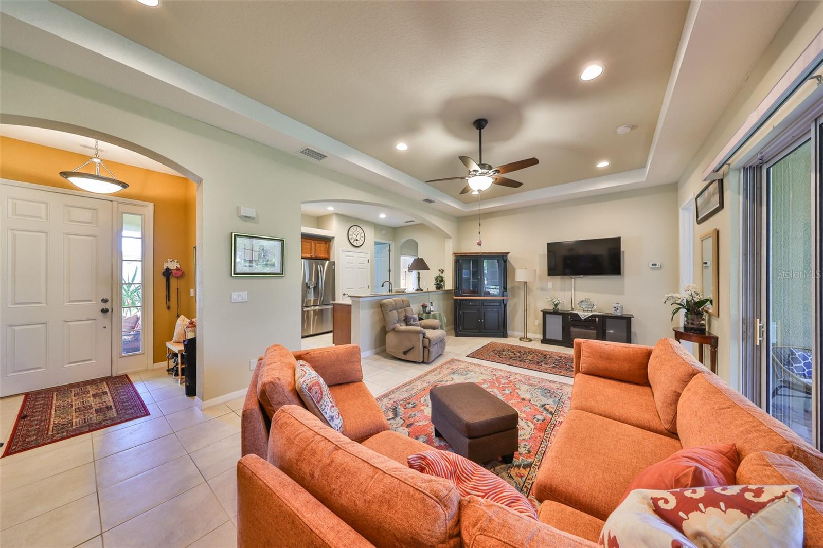 2124 SIFIELD GREENS WAY #11, SUN CITY CENTER, FL, 33573