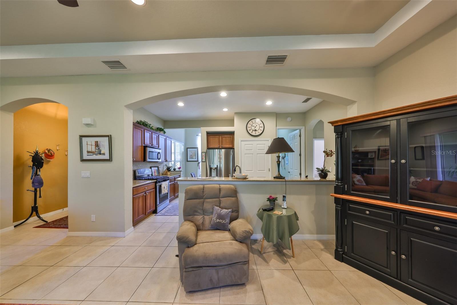 2124 SIFIELD GREENS WAY #11, SUN CITY CENTER, FL, 33573