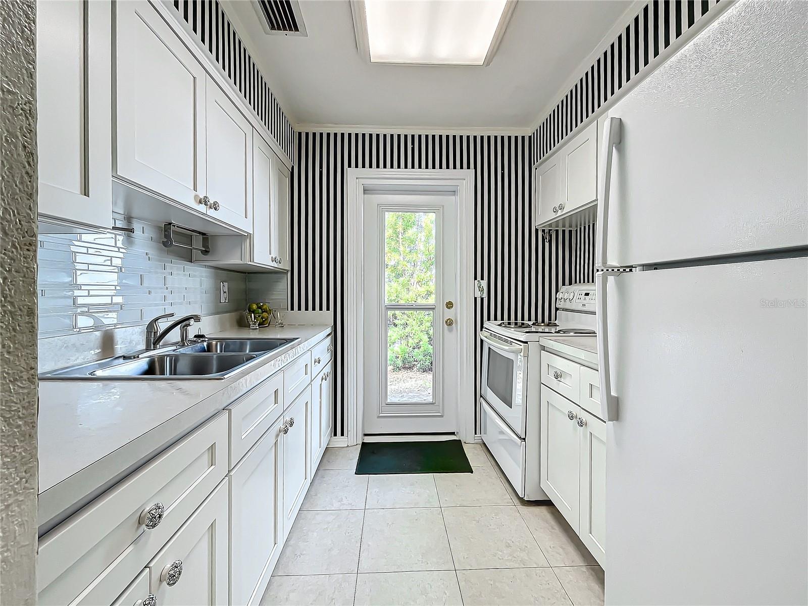 229 LIME CIR S, DUNEDIN, FL, 34698