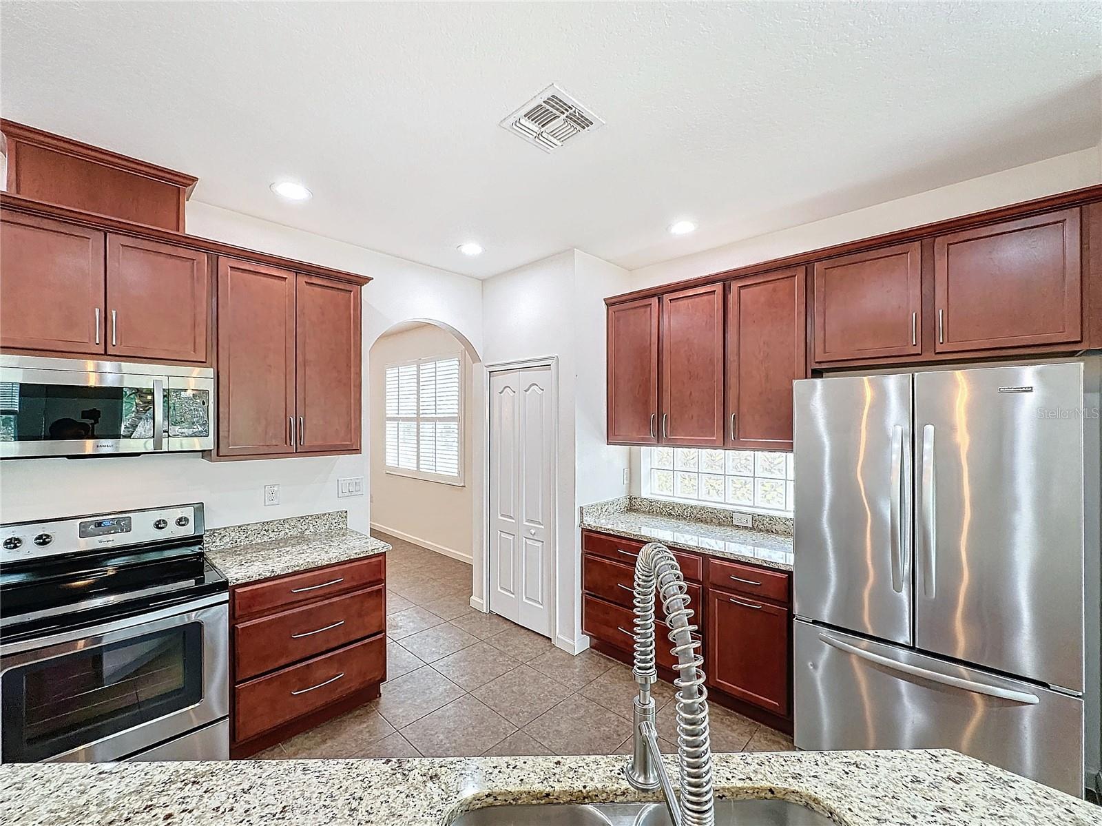 6826 GOLDFLOWER AVE, HARMONY, FL, 34773