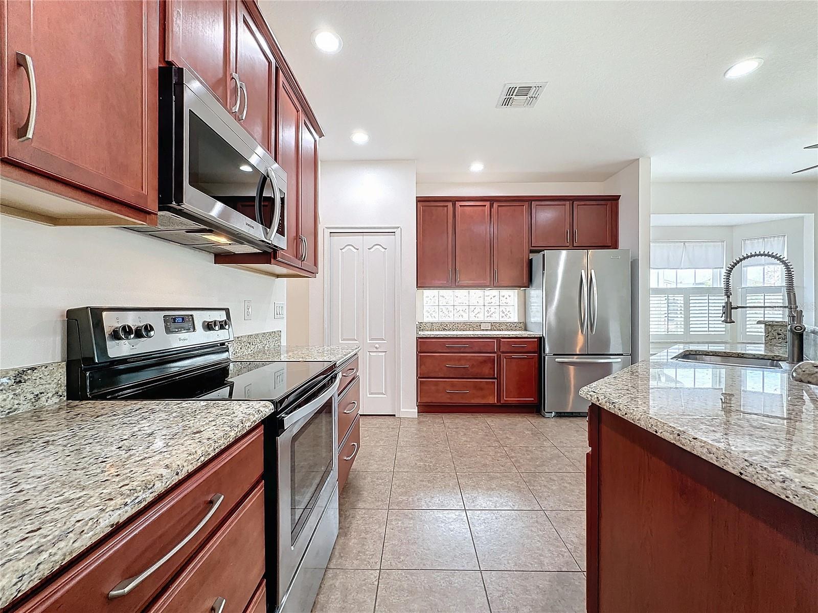 6826 GOLDFLOWER AVE, HARMONY, FL, 34773