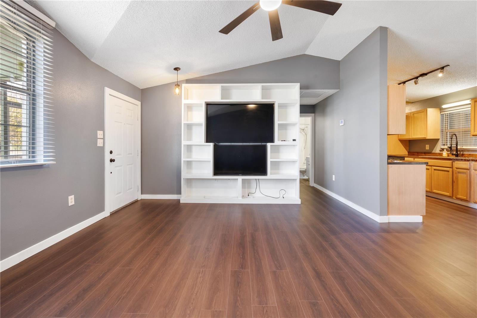 451 SE 140TH AVE, WILLISTON, FL, 32696