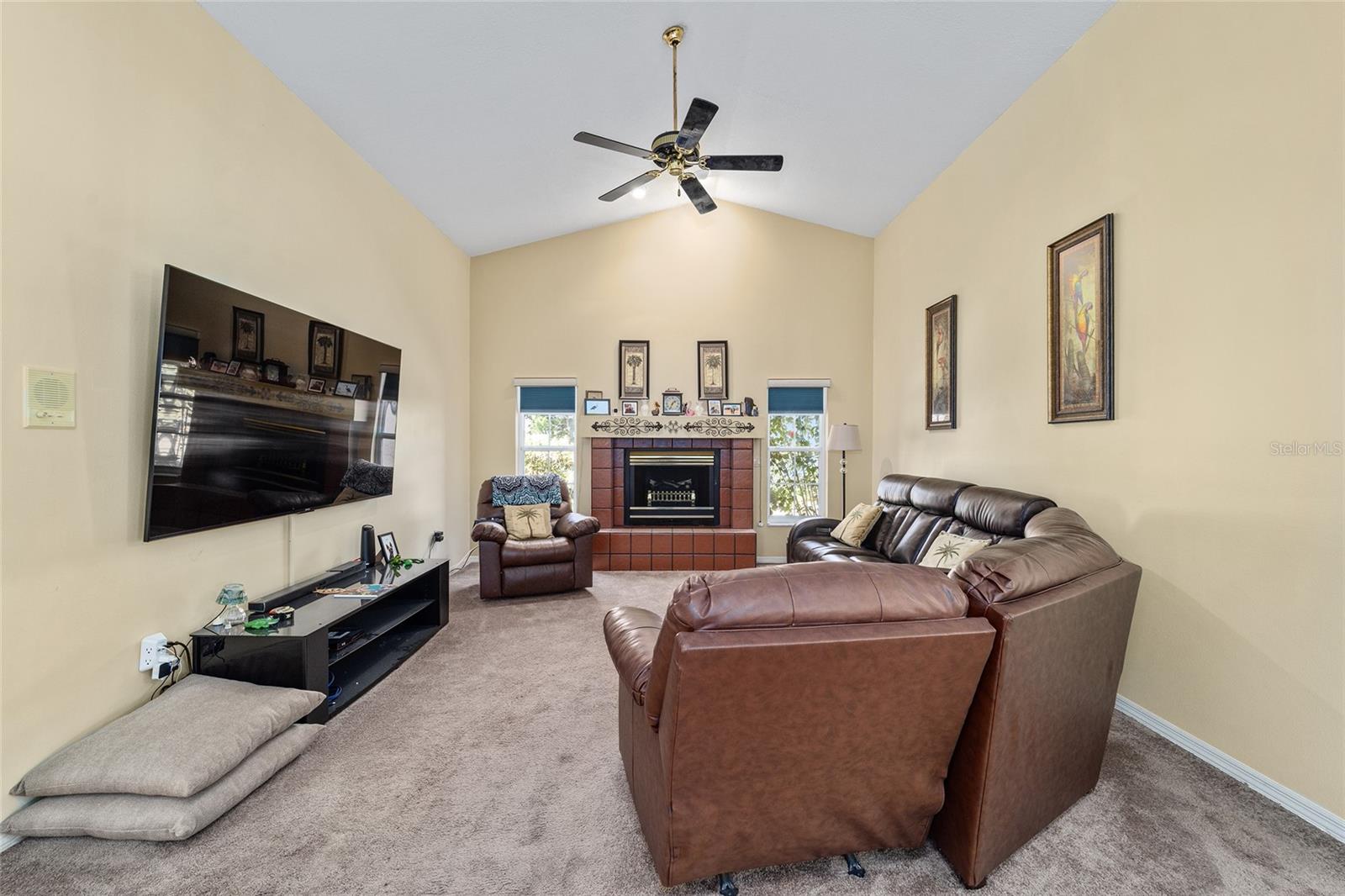 18 DOUGLAS ST, HOMOSASSA, FL, 34446