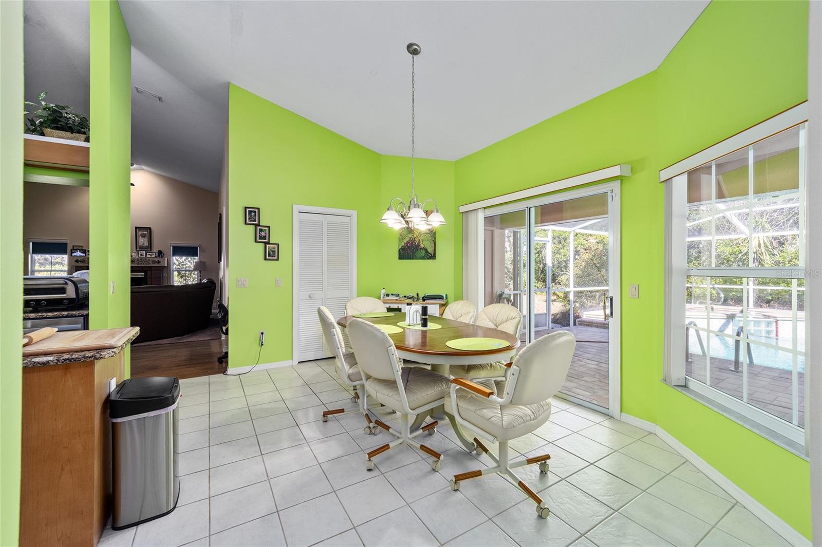 18 DOUGLAS ST, HOMOSASSA, FL, 34446