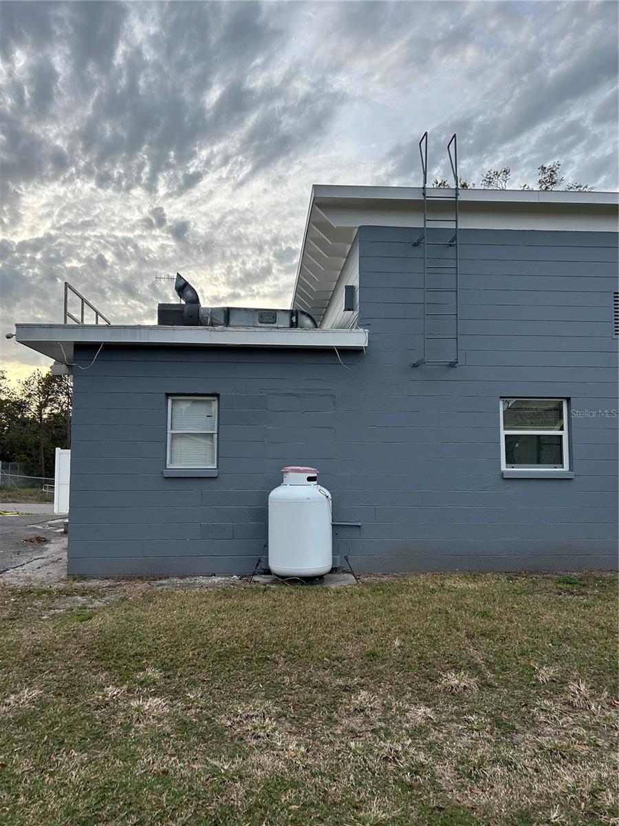 3470 ADRIAN AVE, LARGO, FL, 33774