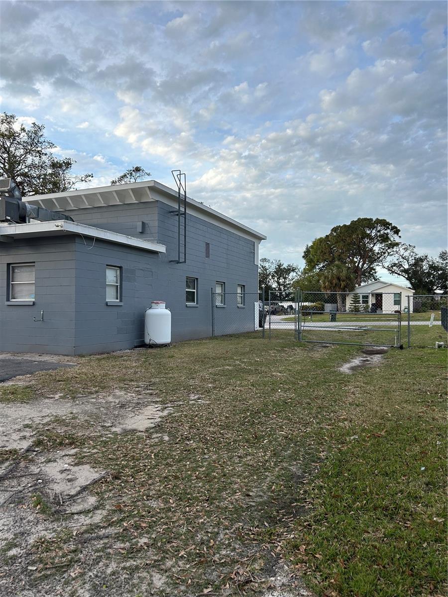 3470 ADRIAN AVE, LARGO, FL, 33774