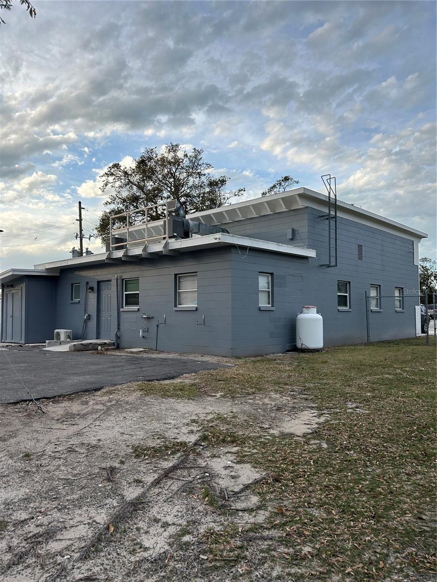 3470 ADRIAN AVE, LARGO, FL, 33774