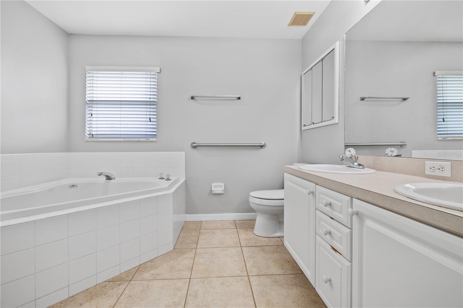2003 ROCKY POINTE DR, LAKELAND, FL, 33813