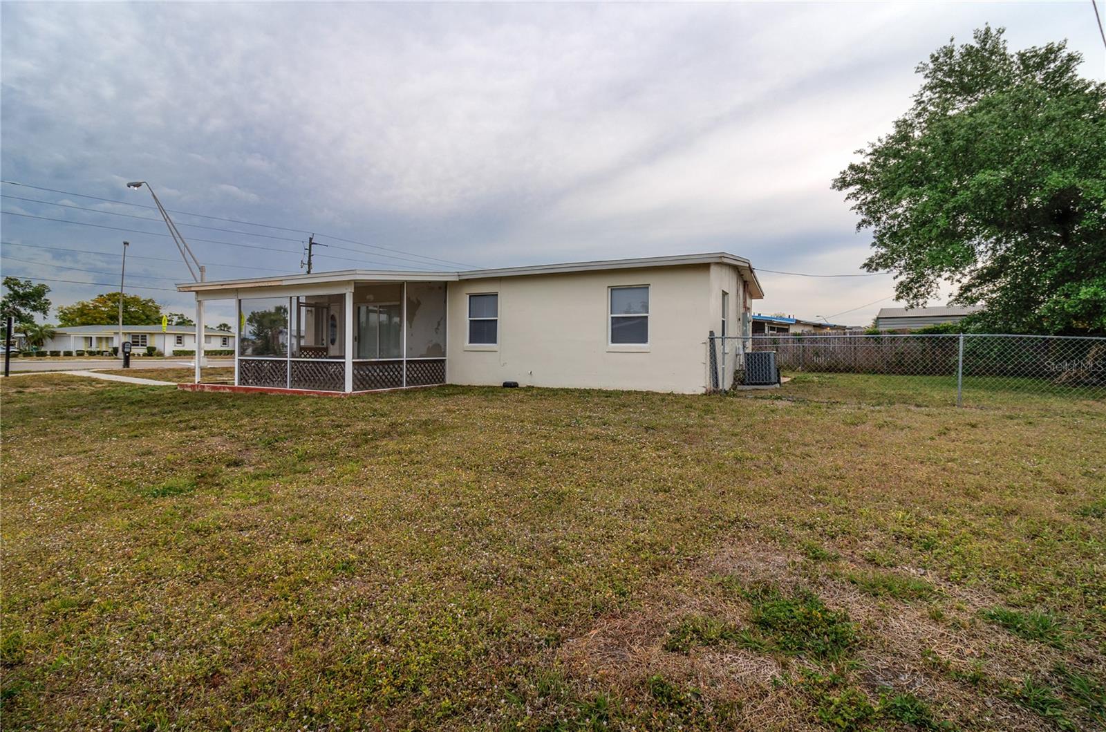 22047 MIDWAY BLVD, PORT CHARLOTTE, FL, 33952