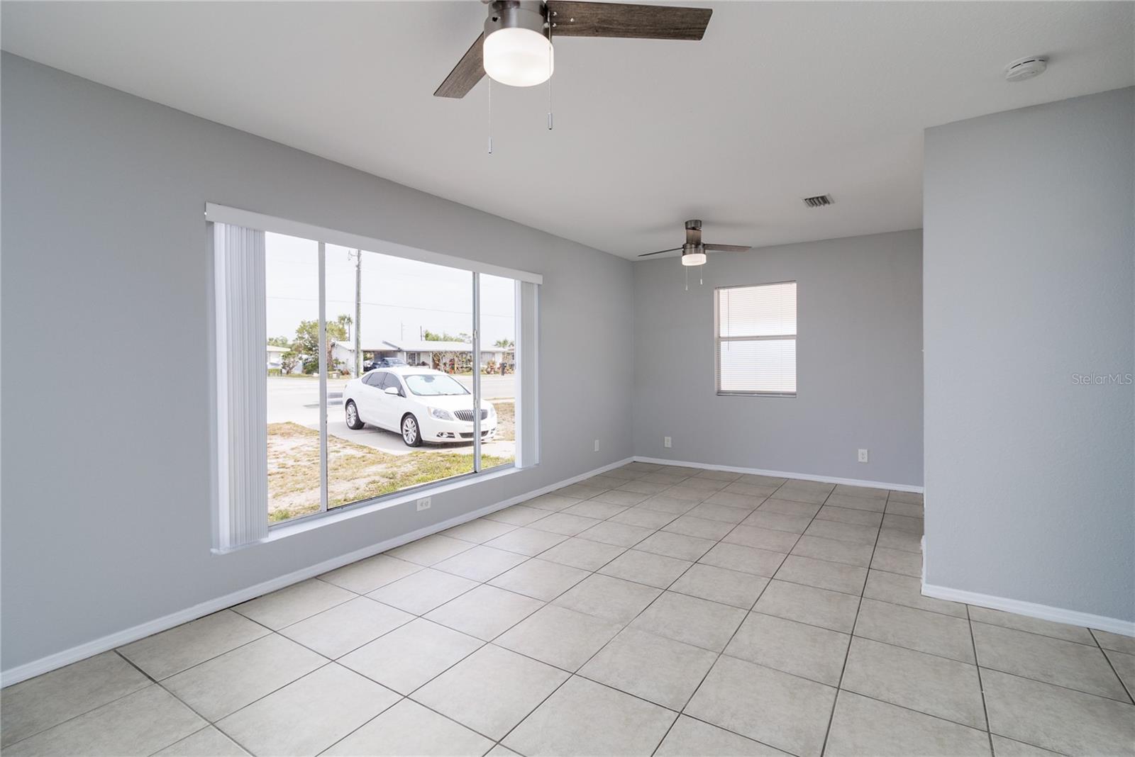 22047 MIDWAY BLVD, PORT CHARLOTTE, FL, 33952