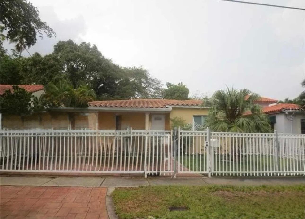 2121 SW 30TH CT, MIAMI, FL, 33145