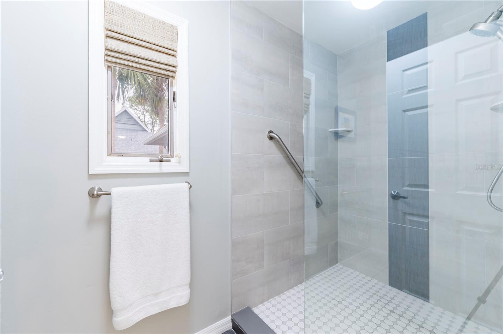 1018 CARAVEL CT, TARPON SPRINGS, FL, 34689