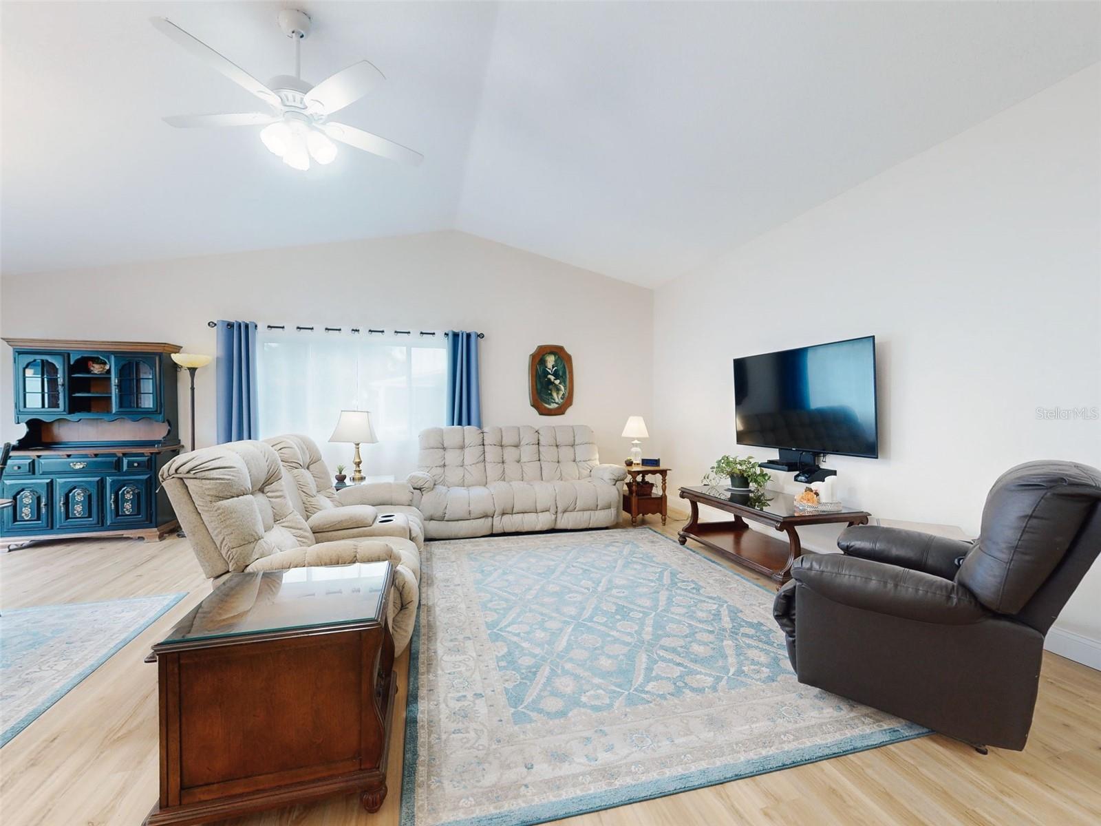 216 FAIRGREEN AVE, NEW SMYRNA BEACH, FL, 32168