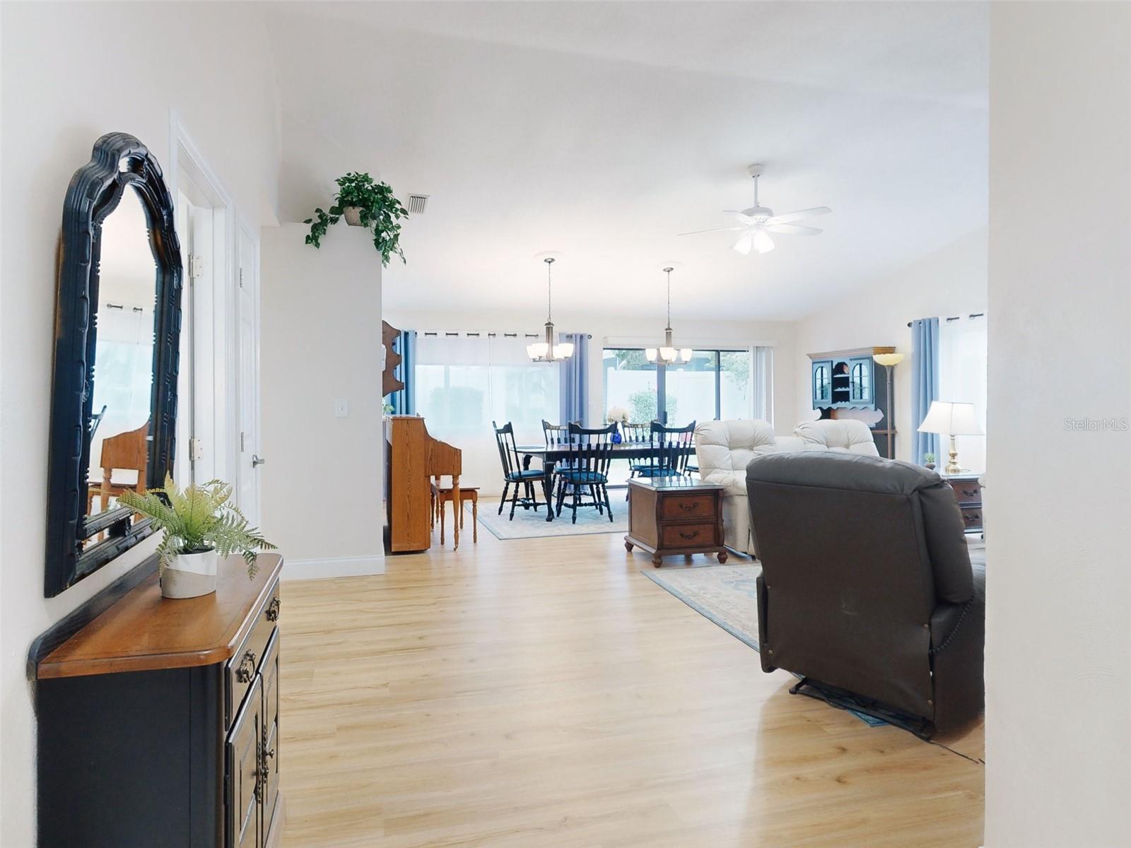 216 FAIRGREEN AVE, NEW SMYRNA BEACH, FL, 32168