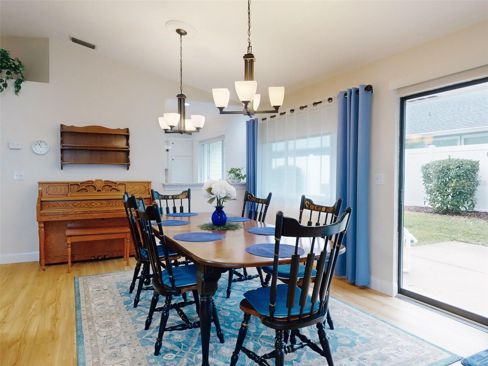 216 FAIRGREEN AVE, NEW SMYRNA BEACH, FL, 32168
