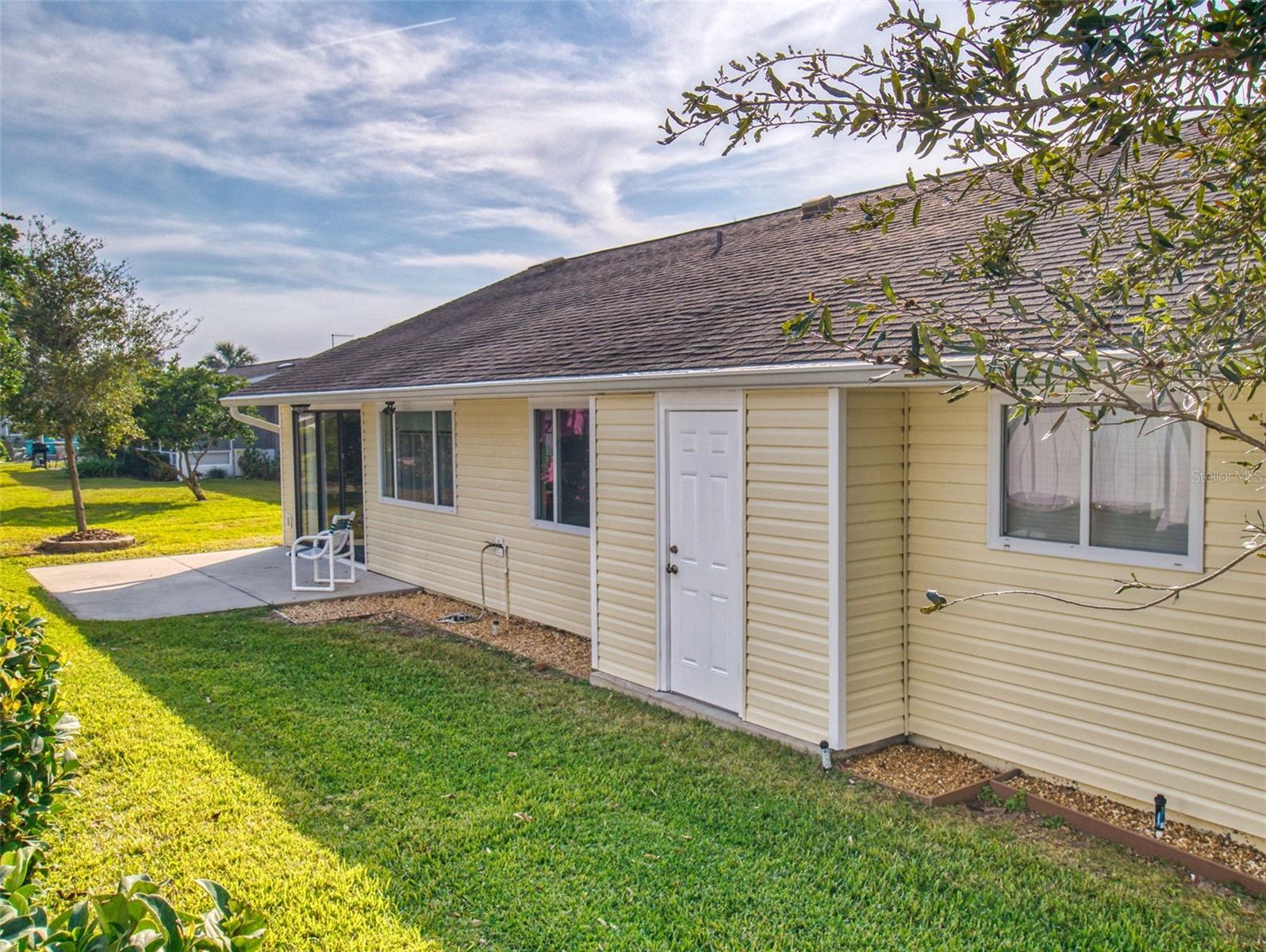 216 FAIRGREEN AVE, NEW SMYRNA BEACH, FL, 32168