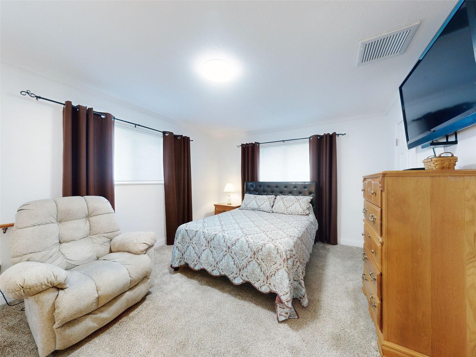 216 FAIRGREEN AVE, NEW SMYRNA BEACH, FL, 32168