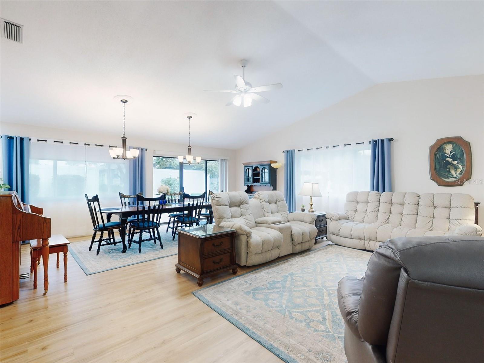 216 FAIRGREEN AVE, NEW SMYRNA BEACH, FL, 32168