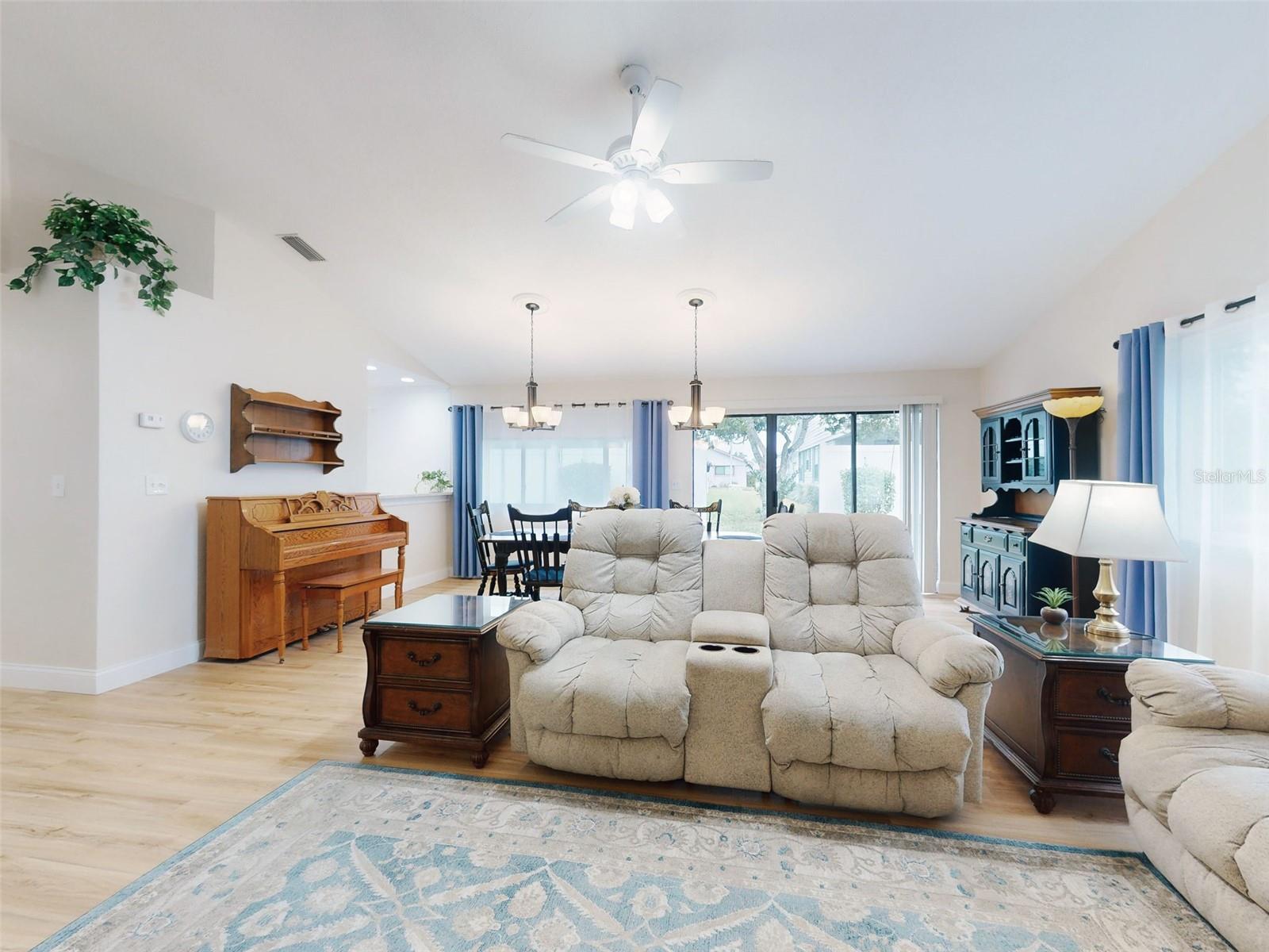 216 FAIRGREEN AVE, NEW SMYRNA BEACH, FL, 32168