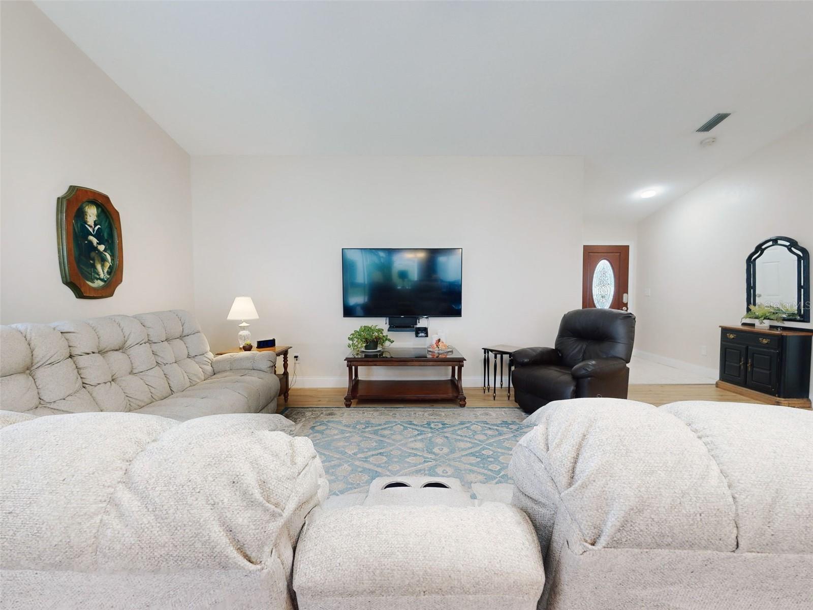 216 FAIRGREEN AVE, NEW SMYRNA BEACH, FL, 32168