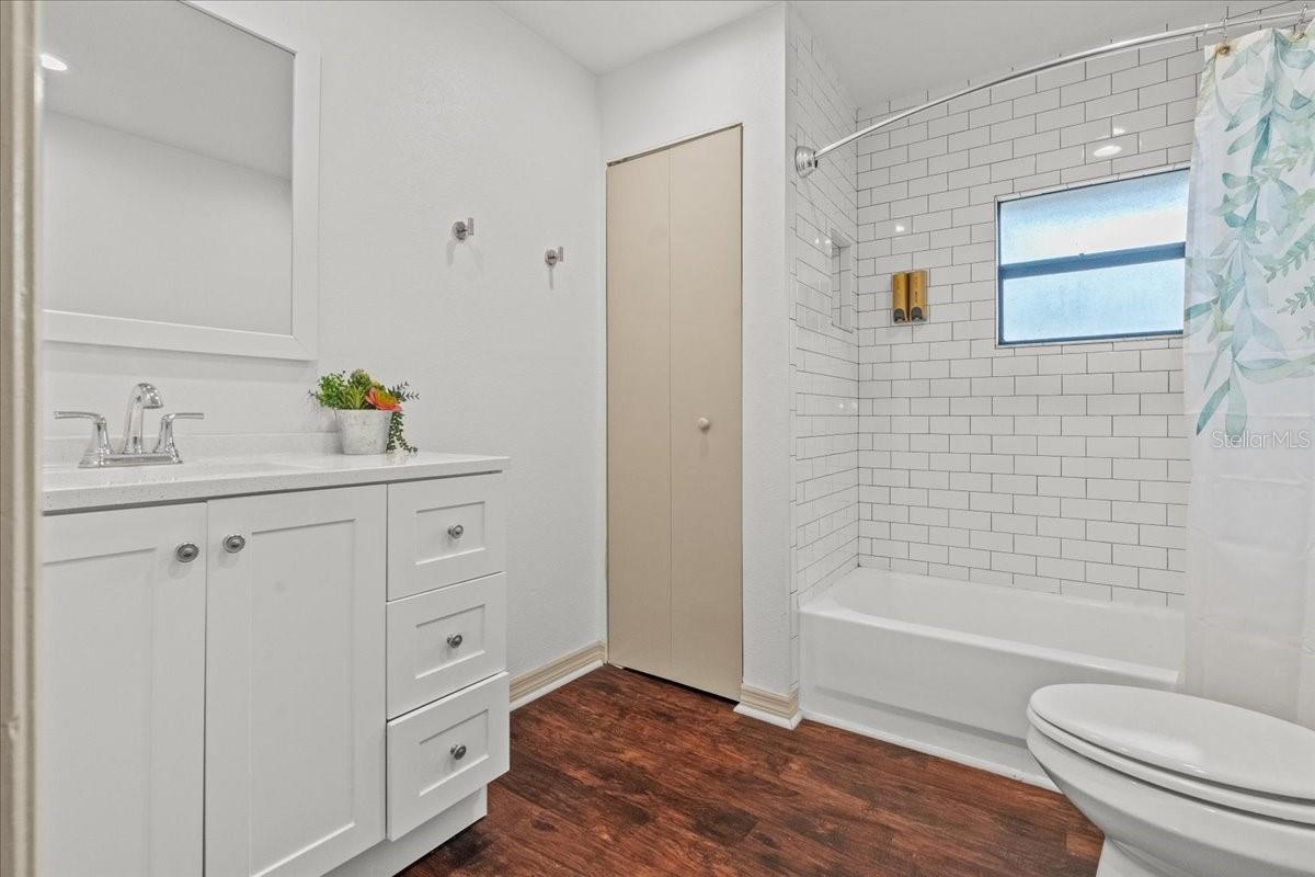 415 N SHINE AVE, ORLANDO, FL, 32803