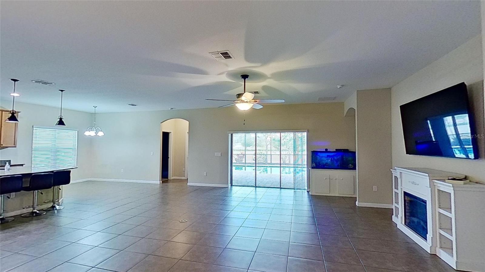 1350 CAVENDER CREEK RD, MINNEOLA, FL, 34715