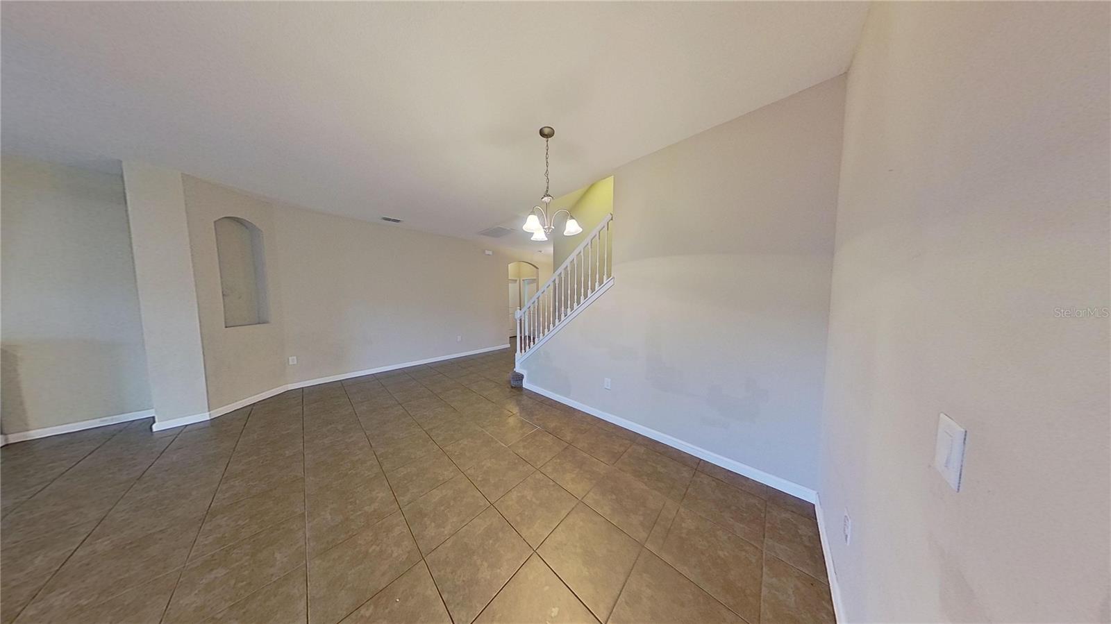 1350 CAVENDER CREEK RD, MINNEOLA, FL, 34715