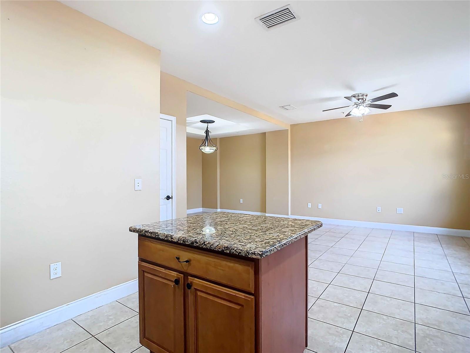 2380 BELLA VISTA DR, DAVENPORT, FL, 33897