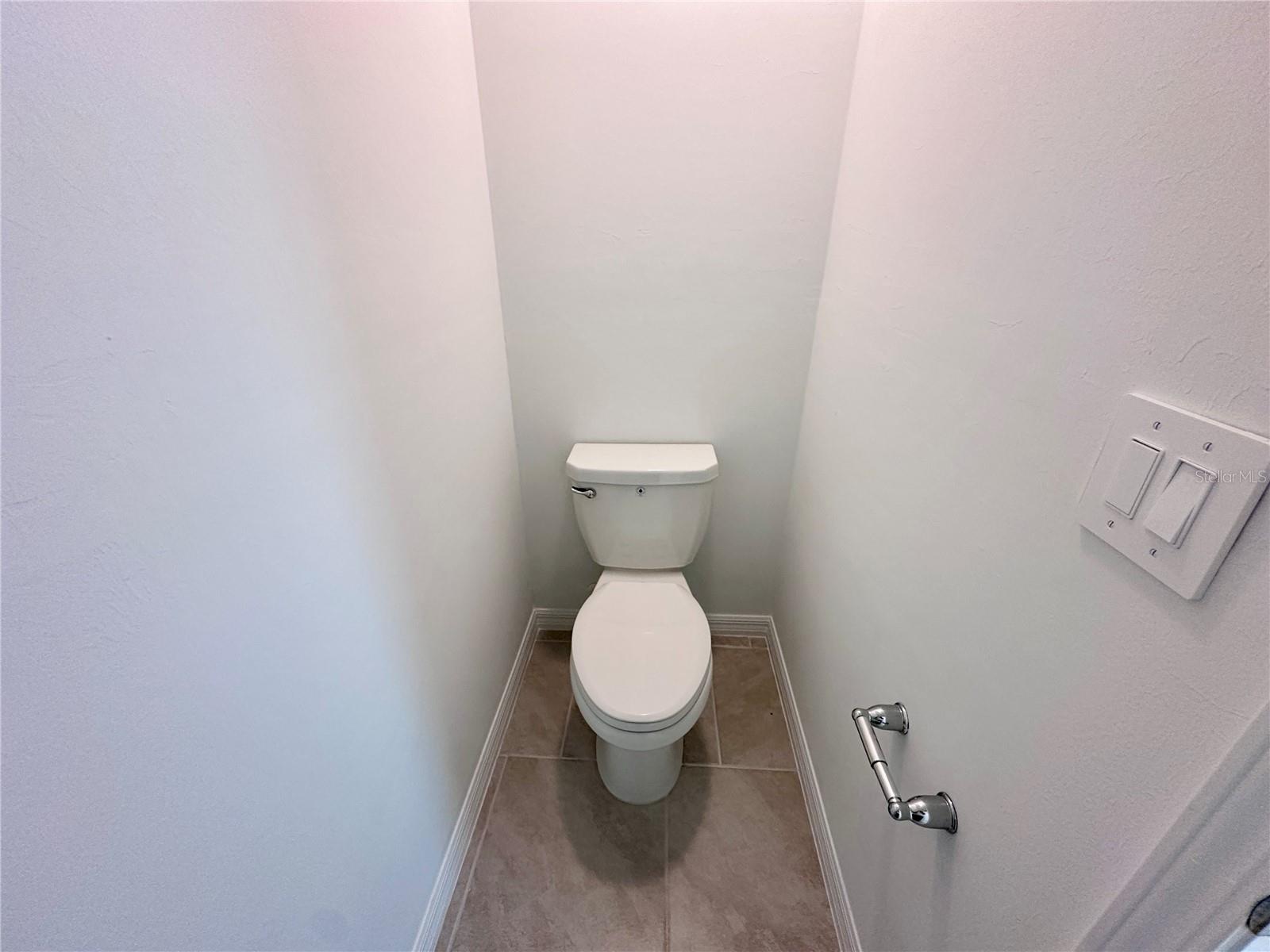 105 OAKWOOD CT, ROTONDA WEST, FL, 33947