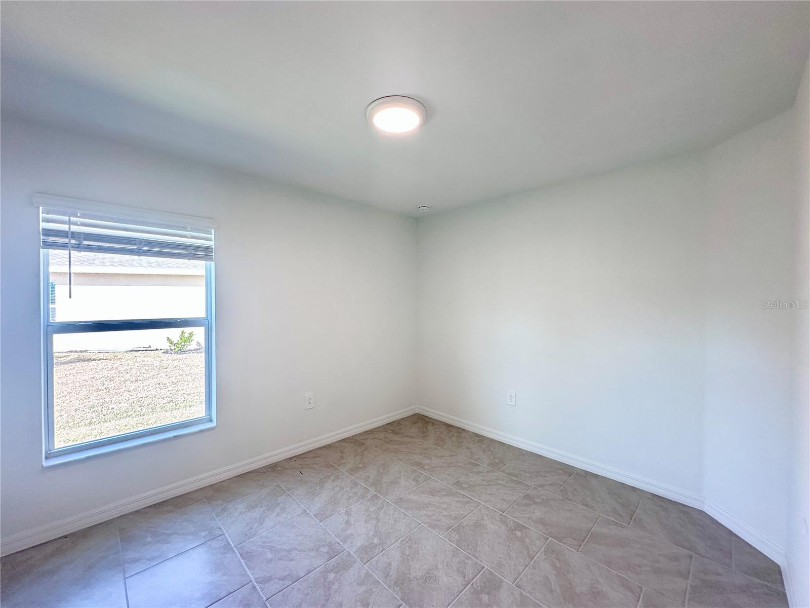 105 OAKWOOD CT, ROTONDA WEST, FL, 33947