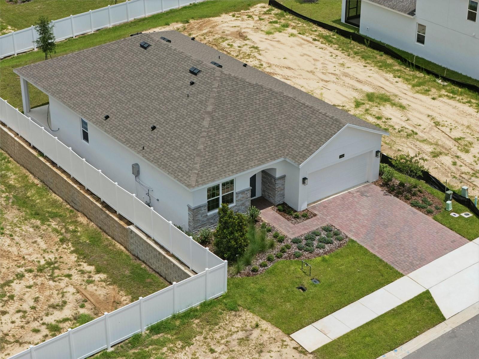 27469 BLACK KITE AVE, HOWEY IN THE HILLS, FL, 34737