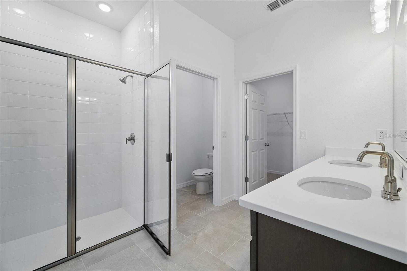 27469 BLACK KITE AVE, HOWEY IN THE HILLS, FL, 34737