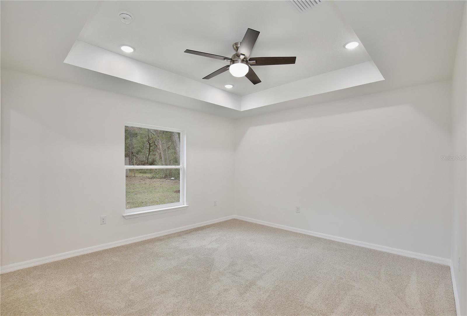 40210 ORANGE CIR, LADY LAKE, FL, 32159