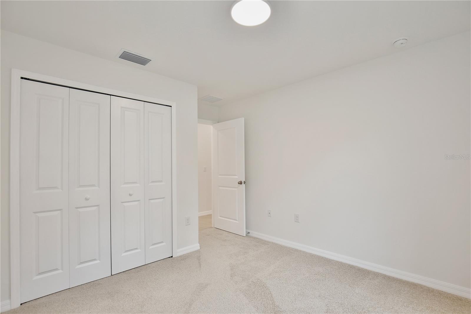 40210 ORANGE CIR, LADY LAKE, FL, 32159