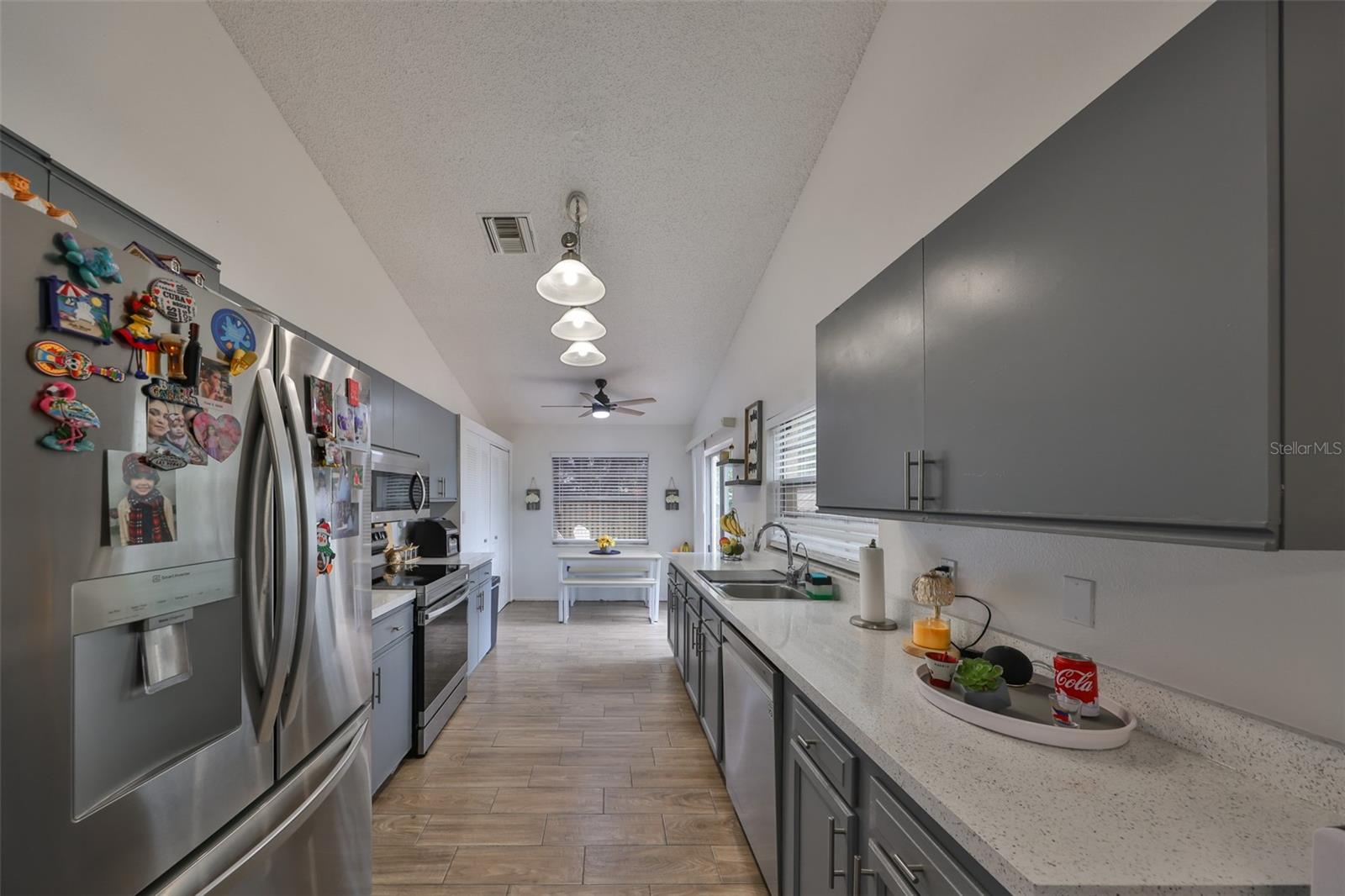 1415 MOHRLAKE DR, BRANDON, FL, 33511