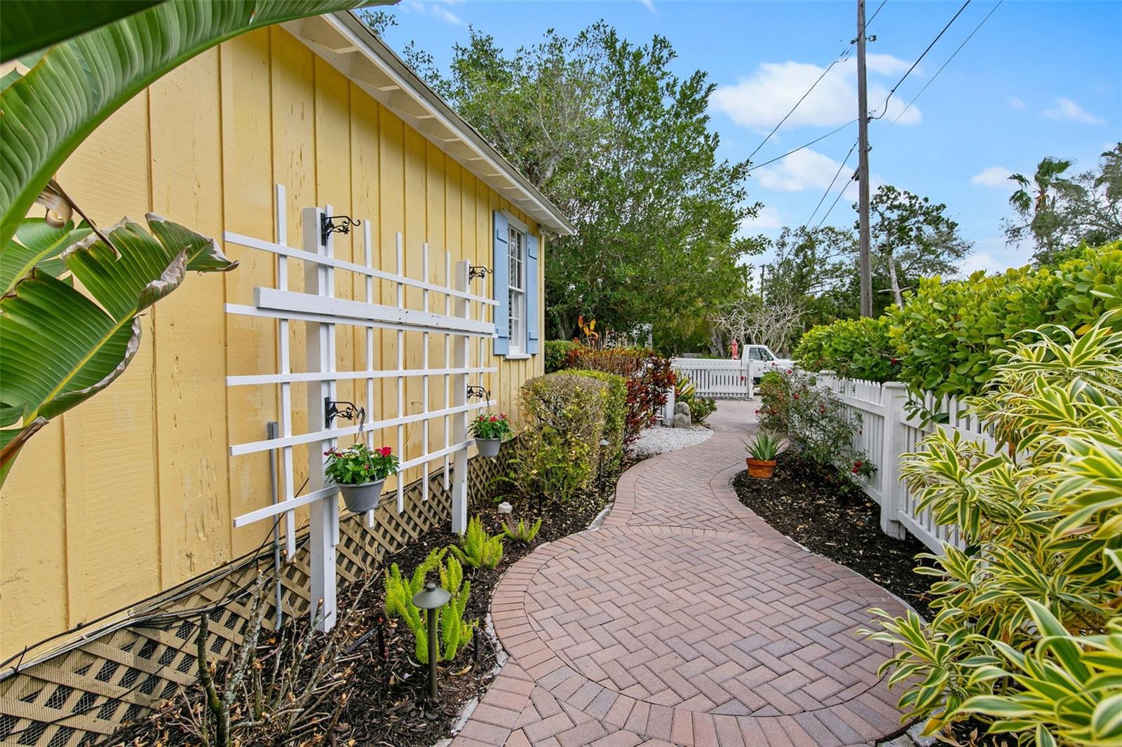 115 EDMONDSON AVE, SARASOTA, FL, 34242