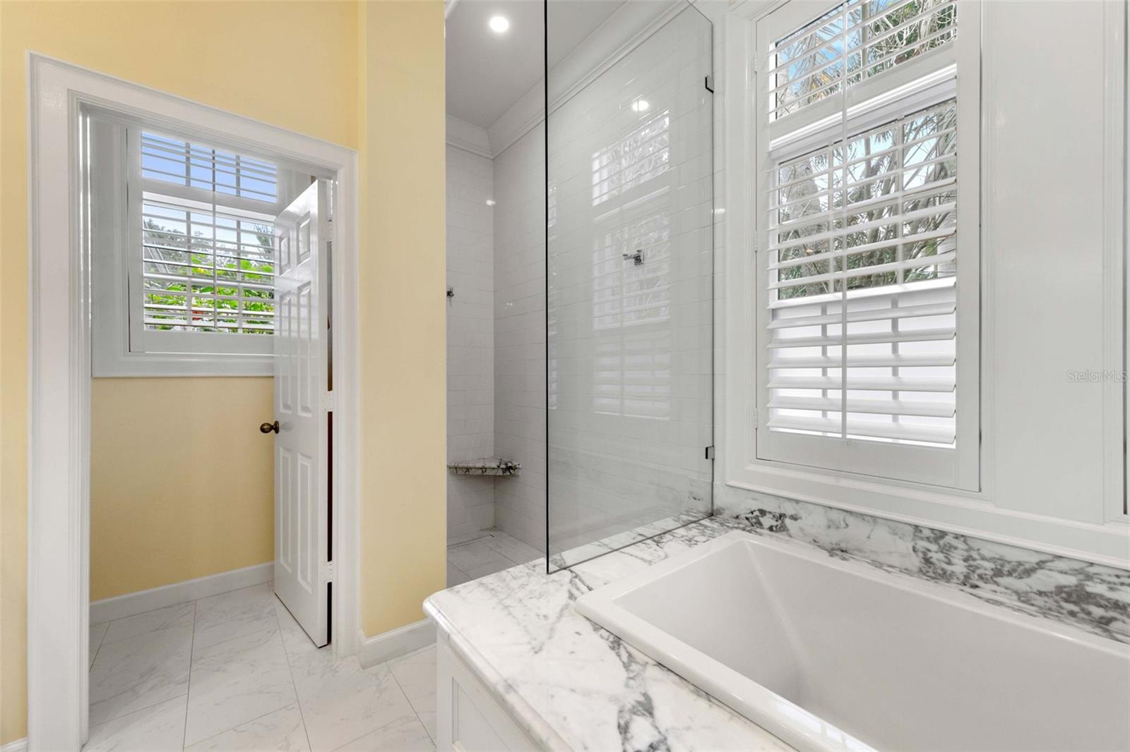 115 EDMONDSON AVE, SARASOTA, FL, 34242