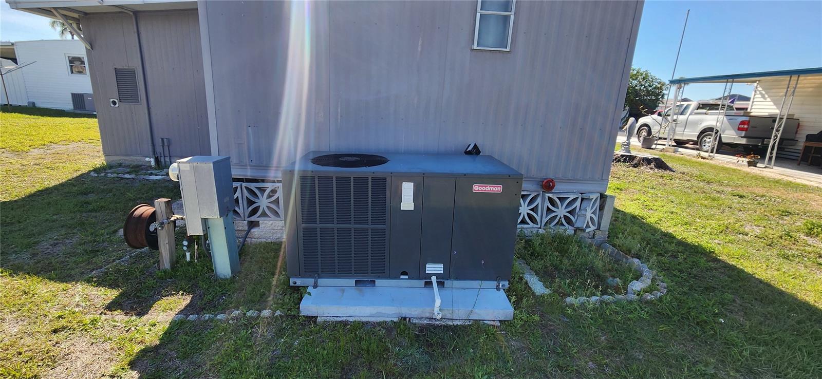 103 E SAINT LUCIA LOOP, APOLLO BEACH, FL, 33572