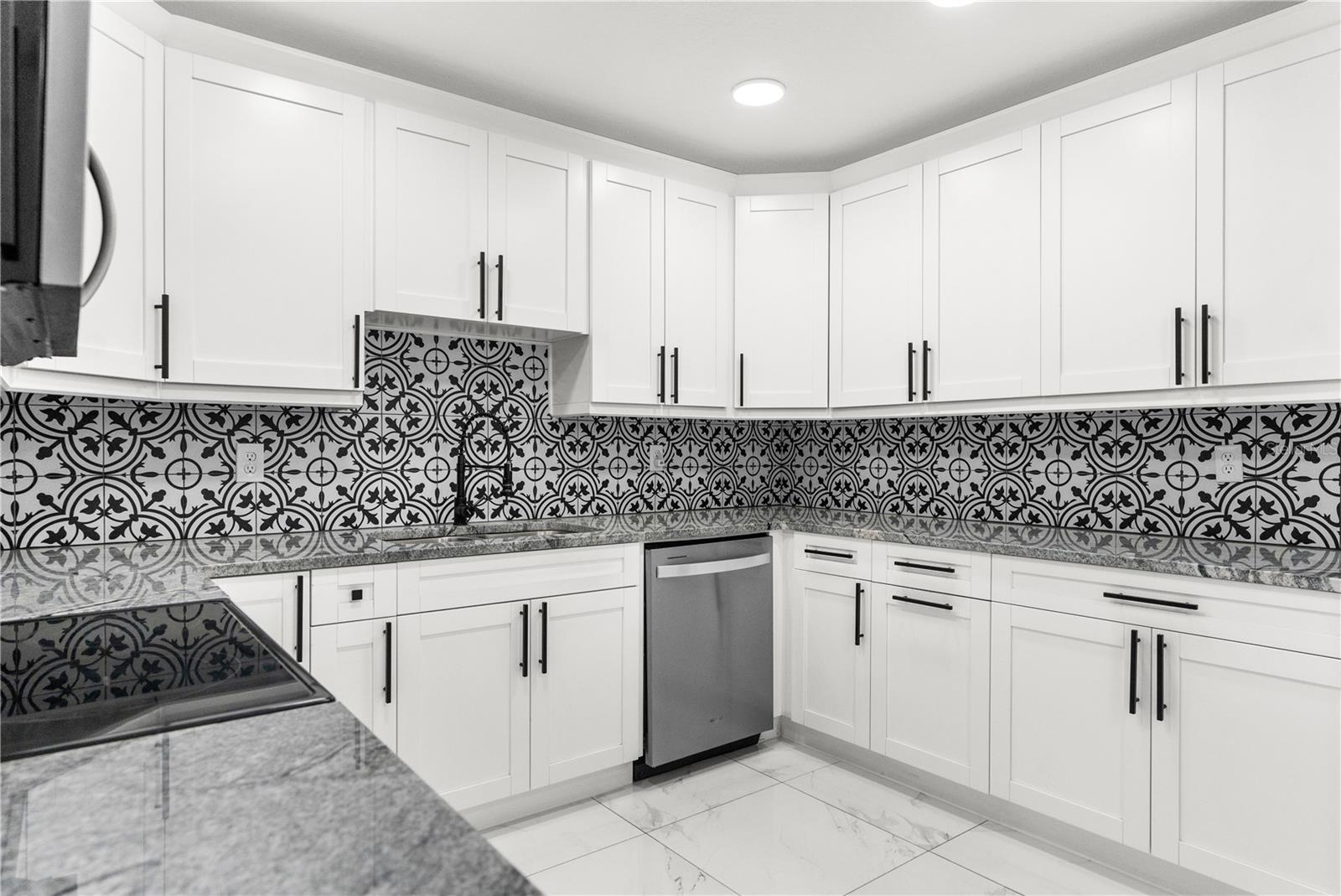 1807 W CRAWFORD ST, TAMPA, FL, 33604