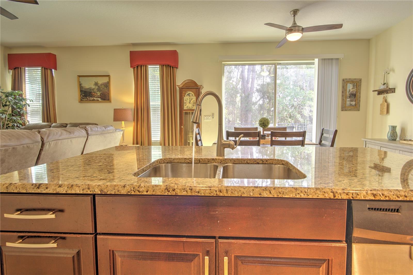 1102 VICTORIA GLEN DR, SANFORD, FL, 32773