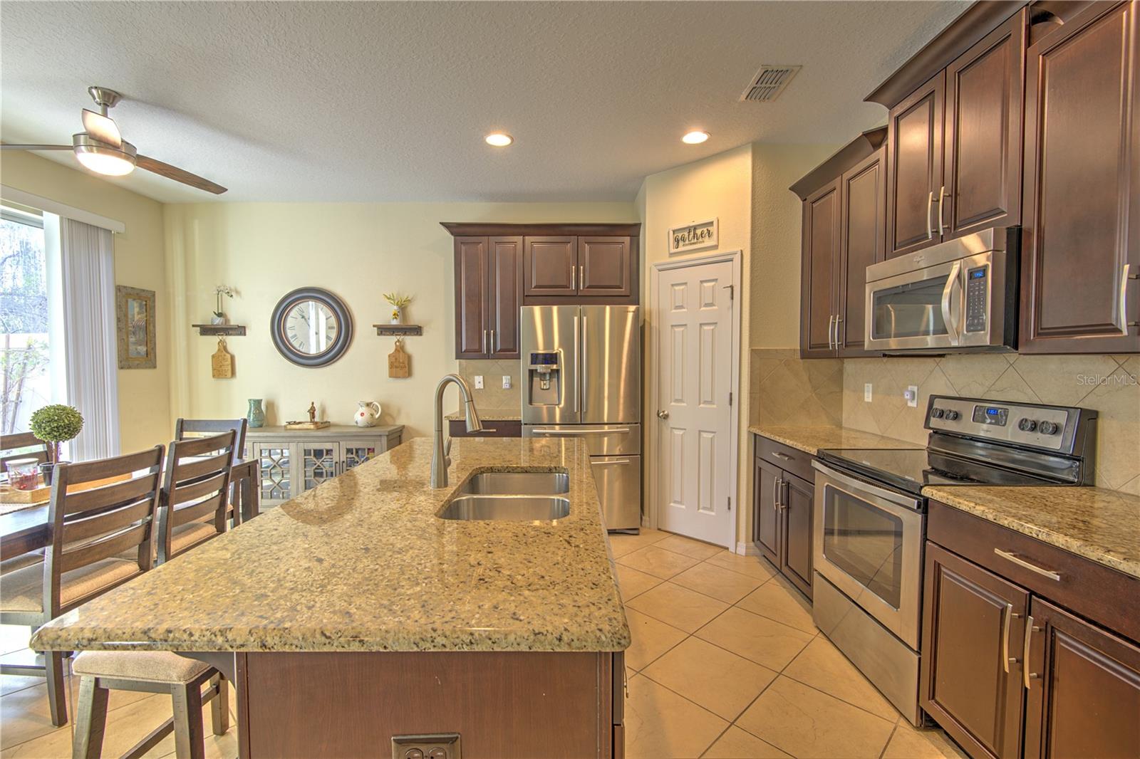 1102 VICTORIA GLEN DR, SANFORD, FL, 32773