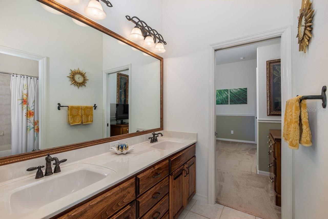 1523 FISHING LAKE DR, ODESSA, FL, 33556