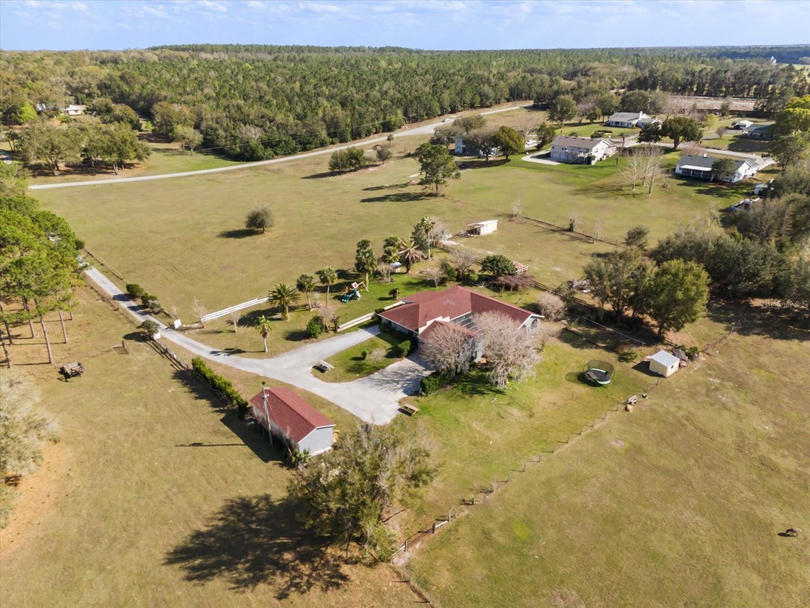 36129 E ELDORADO LAKE DR, EUSTIS, FL, 32736